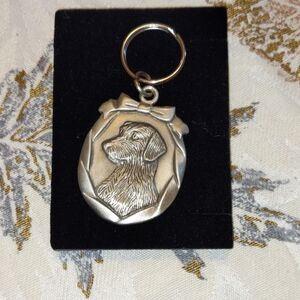 Vtg Pewter Labrador Portrait Key Ring Dog Avon NOS Ribbon Frame Pets Regal